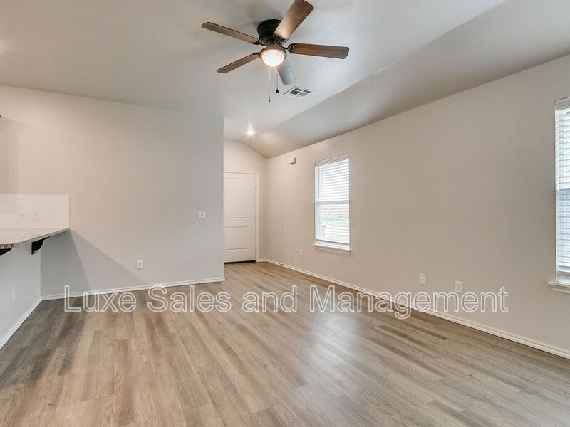 10712 Lawson Place Rd – photo 4