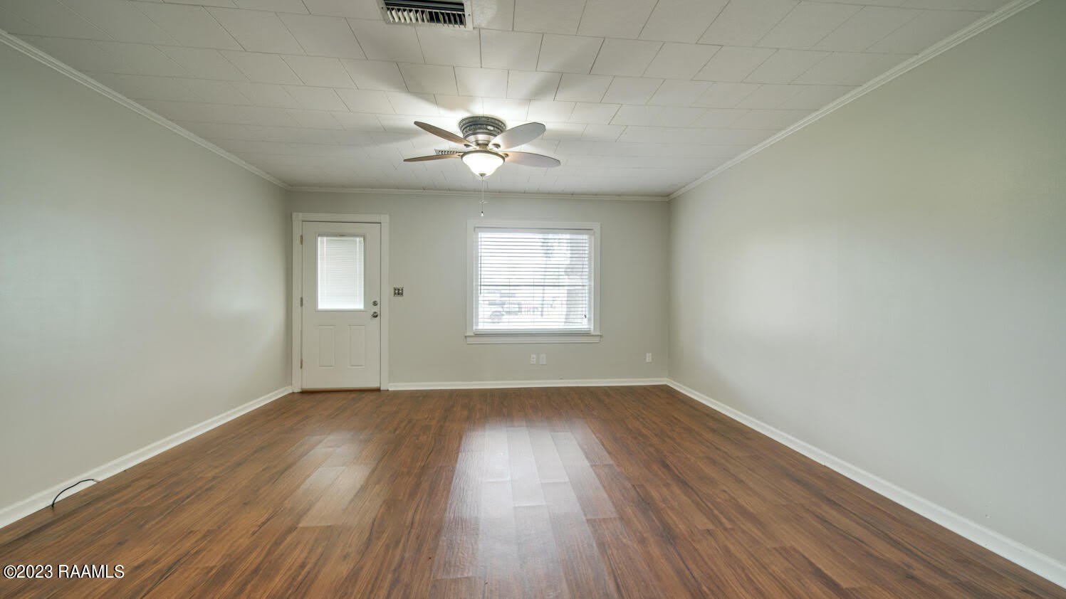 216 E Milton Avenue – photo 3