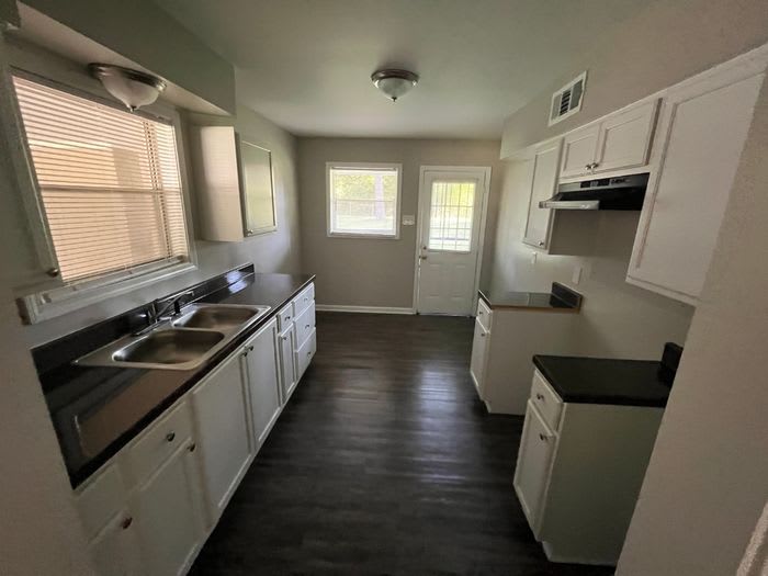 1334 Timothy Drive – photo 4