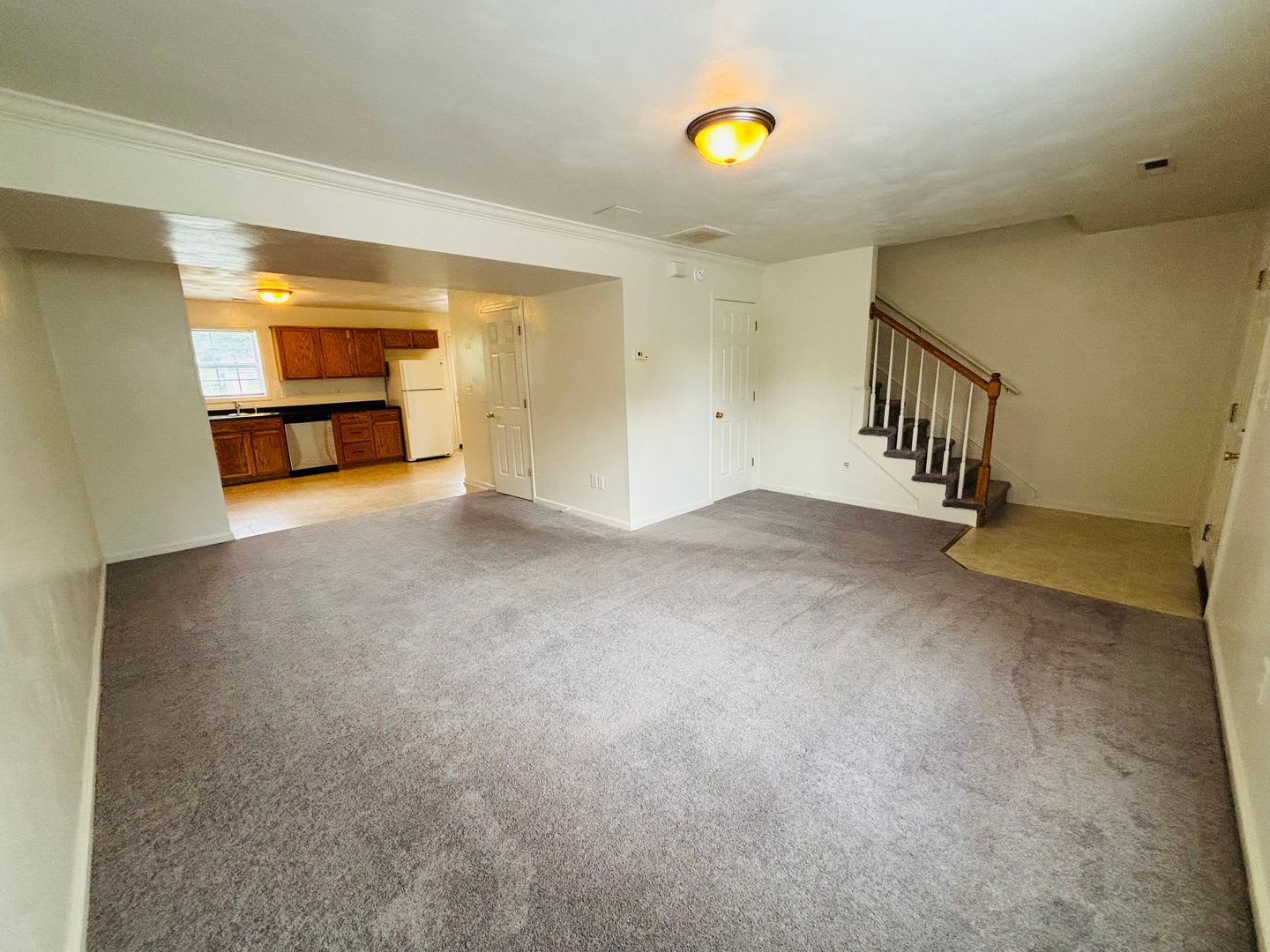 3 Bedroom 2.5 Bathroom Townhouse – photo 5