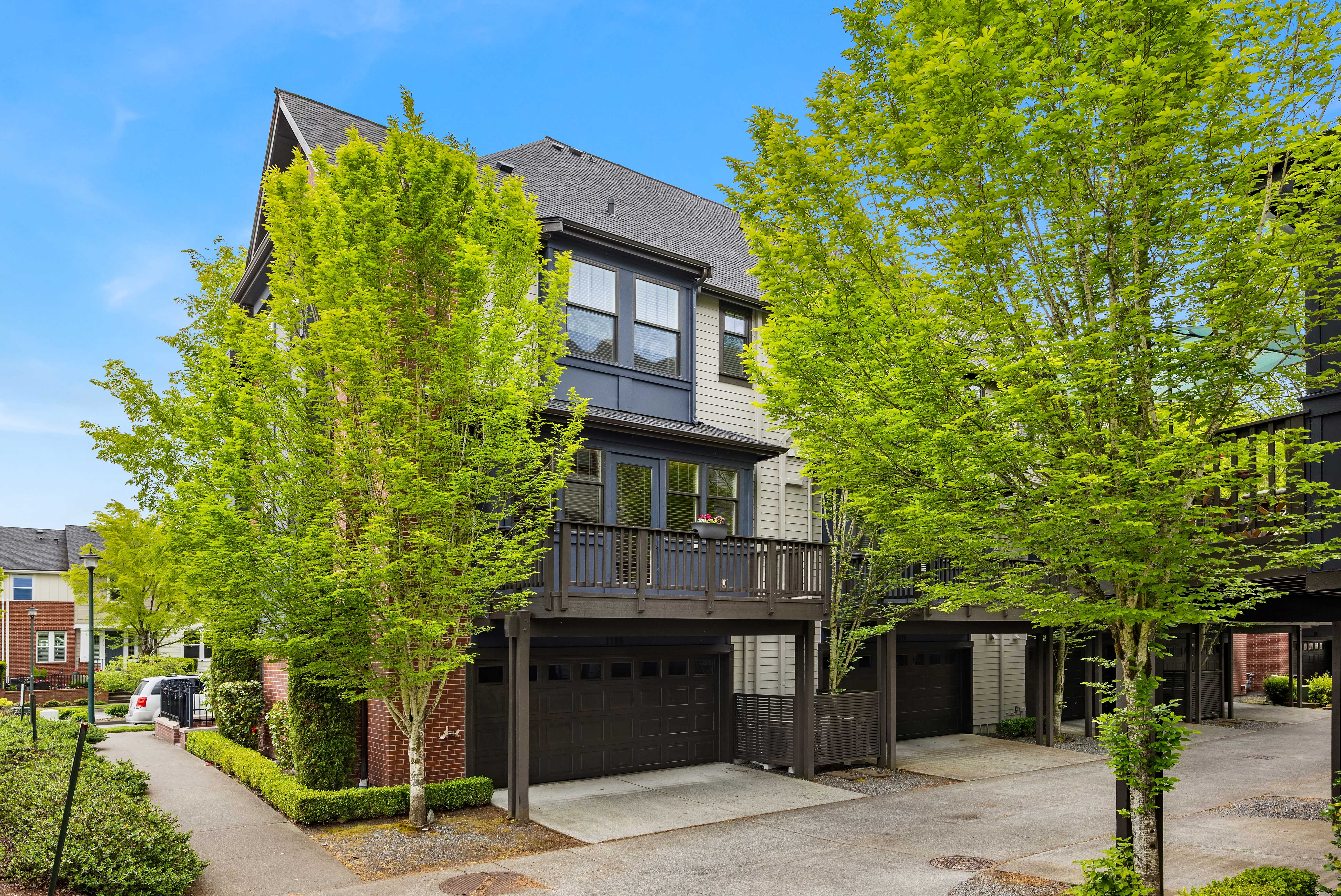 1186 Northeast Park Drive – photo 3