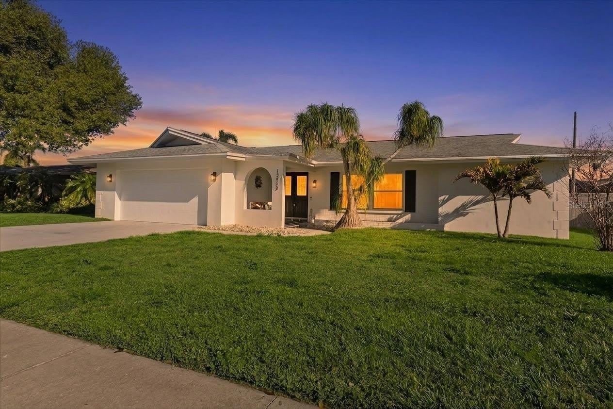 13923 Brewster Drive – photo 2