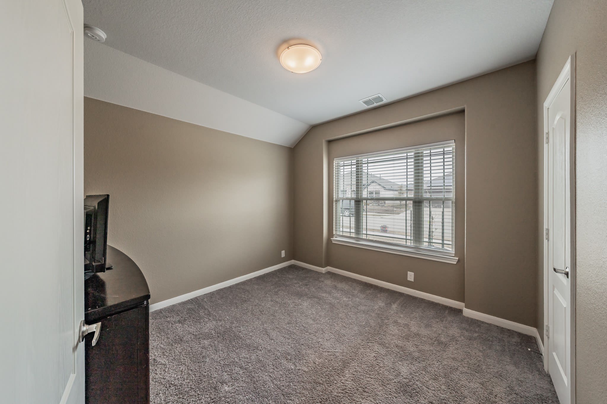 1116 Kingbird Lane – photo 3