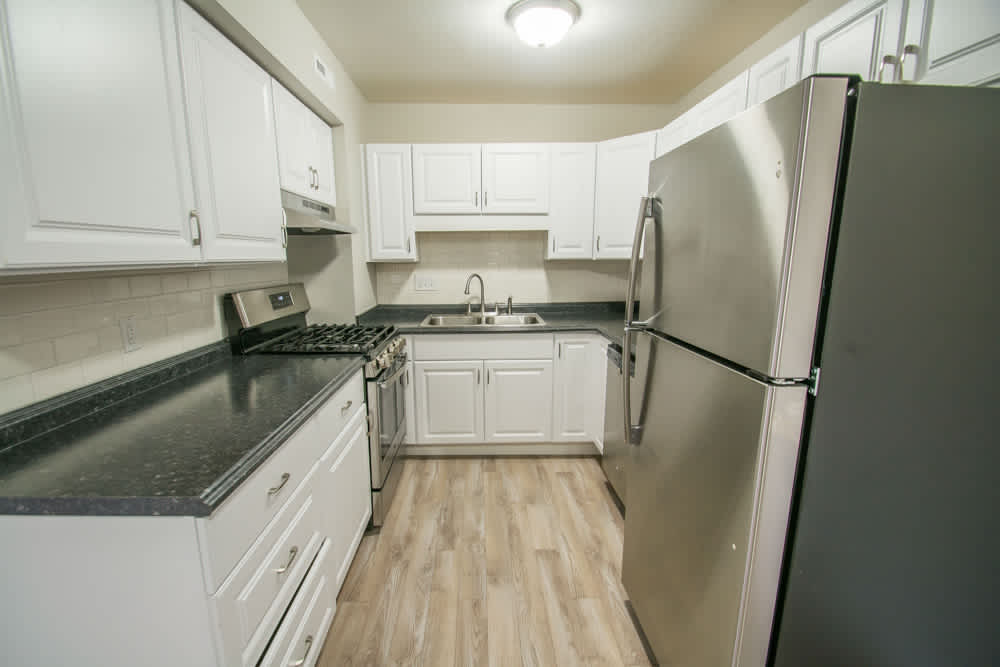 The Vantage Apartments – photo 3