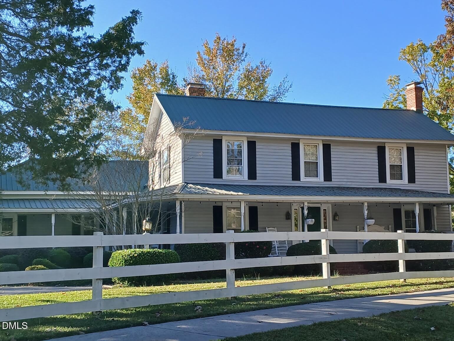 1920 Kelly Road – photo 2