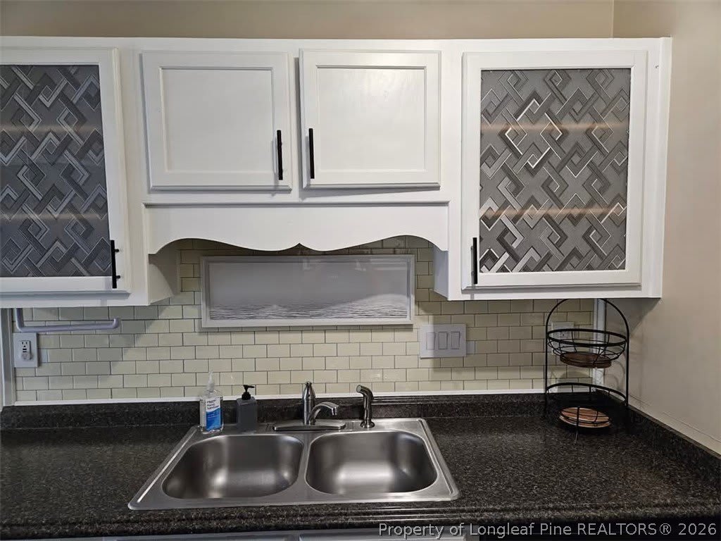 3362 Chantilly Lane – photo 5
