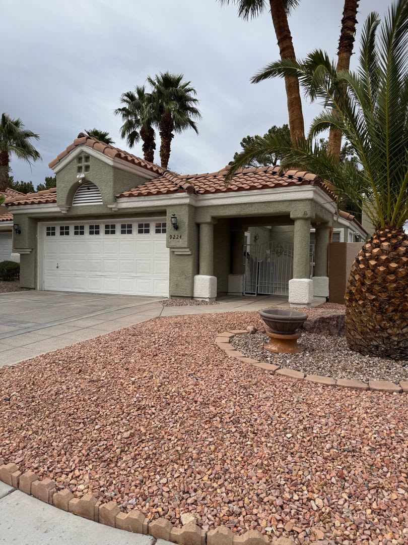 Cozy Peccole Ranch Home – photo 2