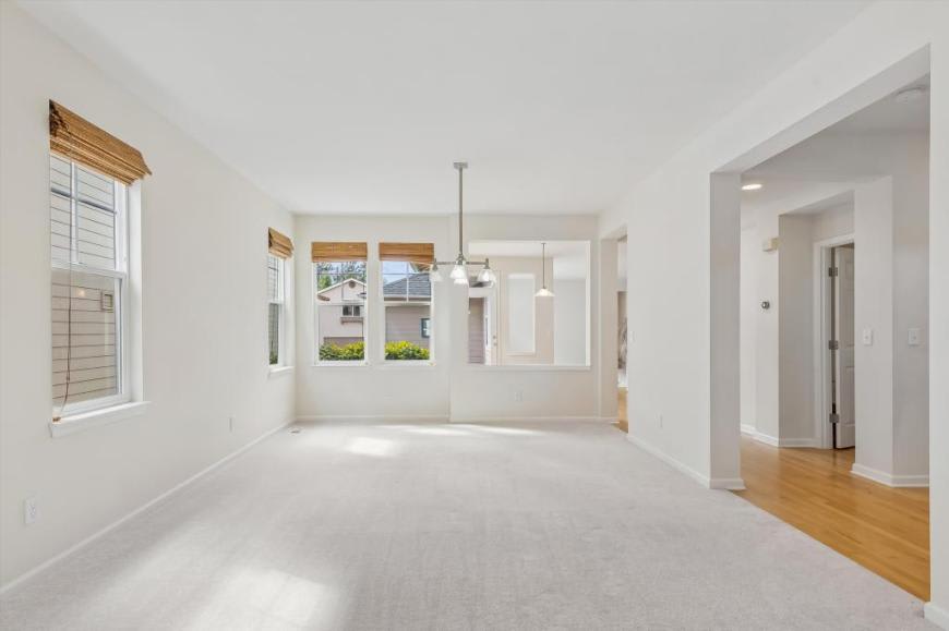 10141 226th Ave NE – photo 4