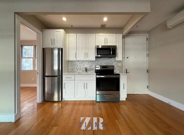 310 Park Avenue – photo 2