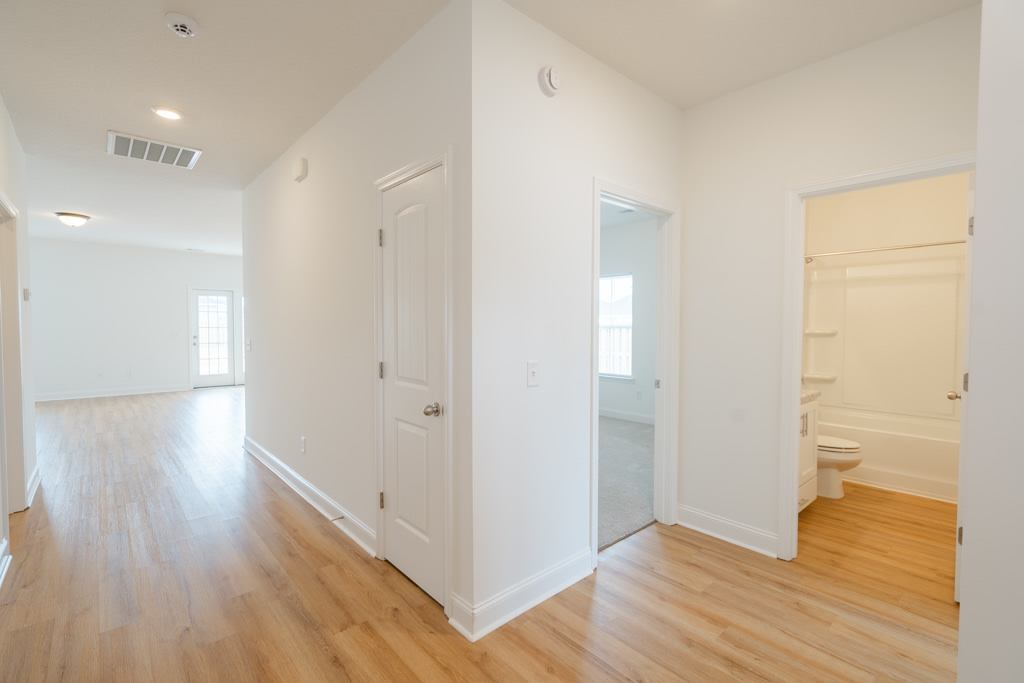 380 Mcclelland Loop Northeast – photo 5