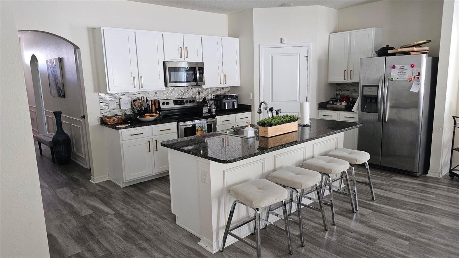 8380 SW 58TH Place – photo 4