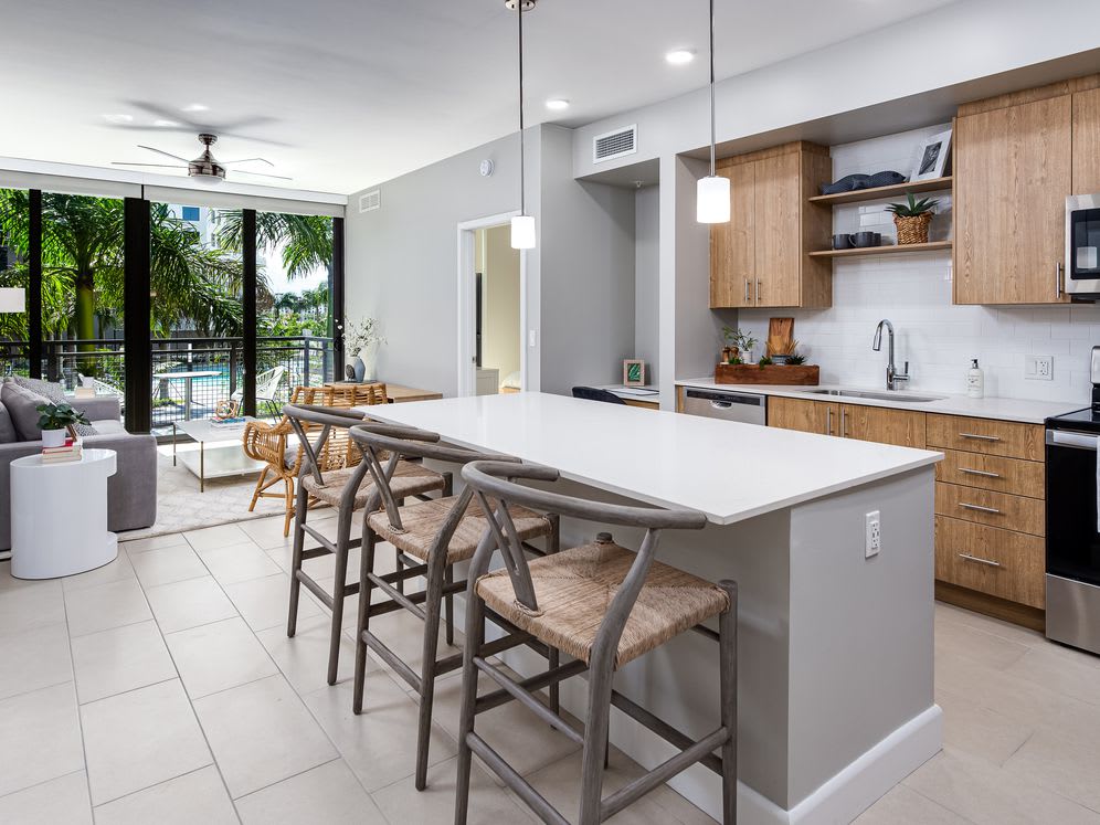 Avalon Doral – photo 3