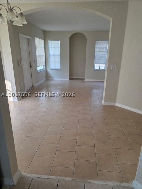 2008 Belmont Ln – photo 2