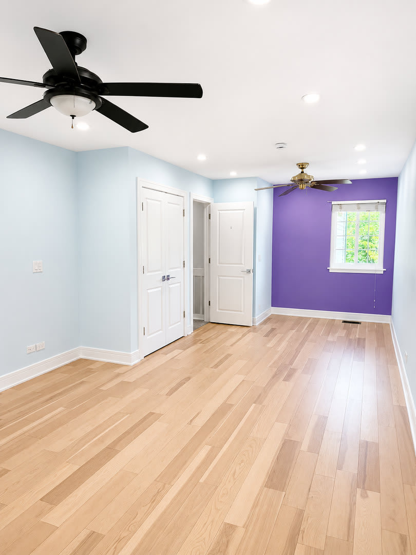 3 Bed / 2.5 Bath Townhome in Sussex Square – Streamwood – photo 3