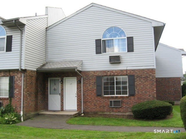975 Meriden Road – photo 1
