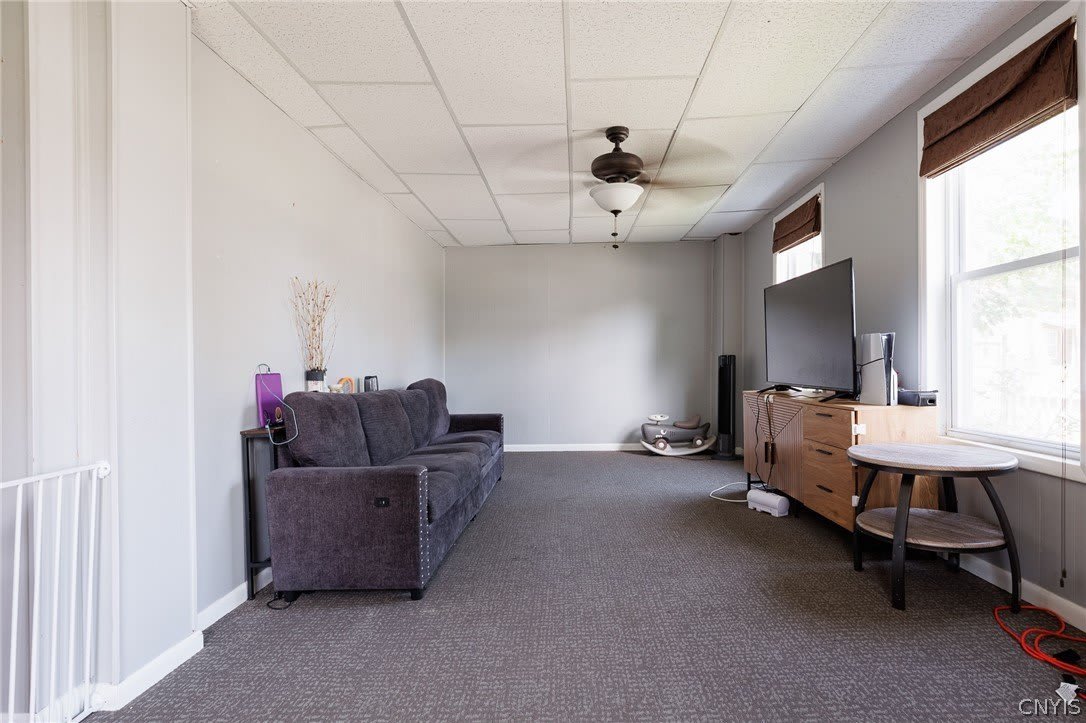 215 W Main Street – photo 3