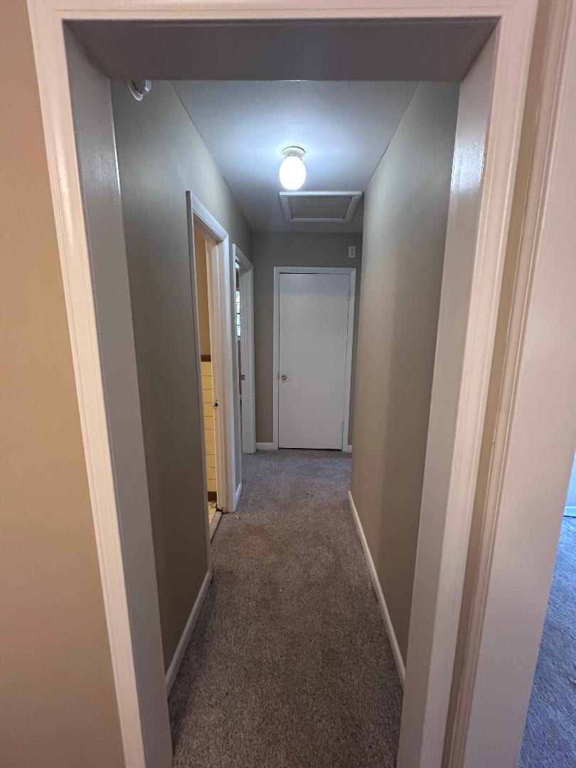 1811 Rosemond Avenue – photo 4