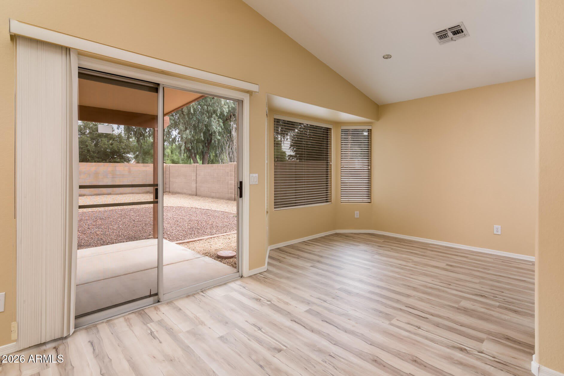 12566 W Palm Lane – photo 4