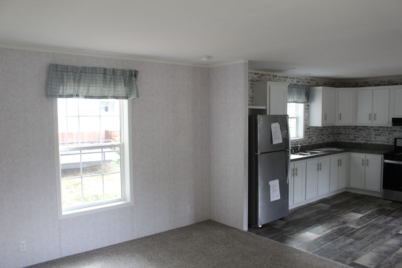 2 Bedroom Mobile Home in Shrewsbury Township – photo 2