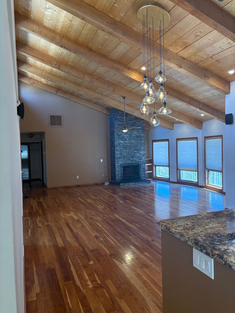 Unfurnished 1 Year Long Term Rental Procure Only Summer Special 1000 Off 1St Month Rent With A Year Lease If Moved In Before September 1St – photo 3
