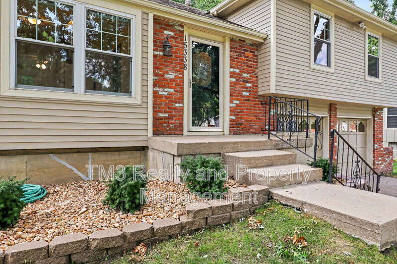 15338 South Summertree Lane – photo 4