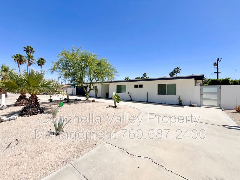 2719 E Ventura Road – photo 2