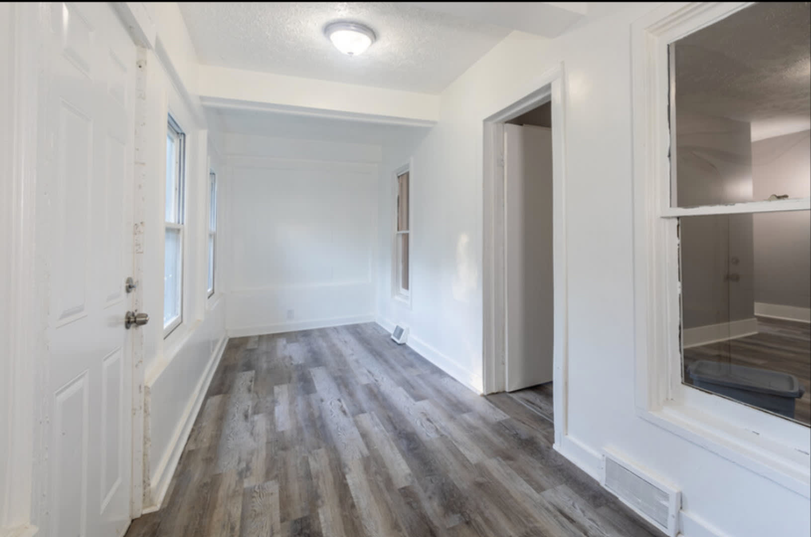 A Spacious and Inviting 3BD/1.5BA Single Family Home – photo 4