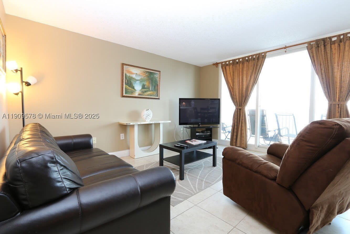 17800 N Bay Rd – photo 5