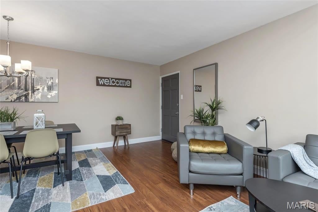 7553 Buckingham Drive – photo 5