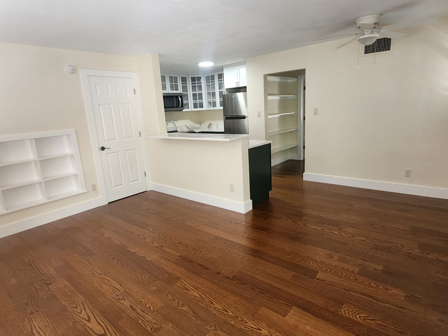 565 Golden Gate Point Unit 1, Sarasota, FL 34236 – photo 4