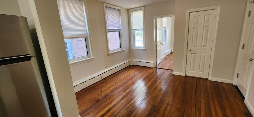 191 Maverick St. – photo 3