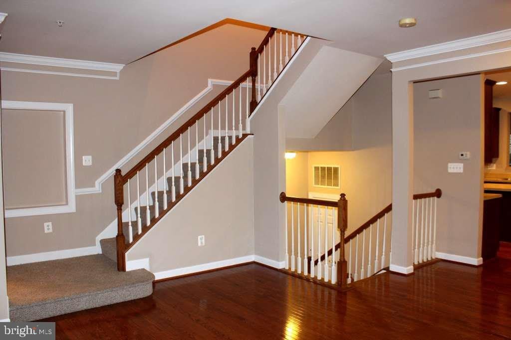 1503 REGENT MANOR Court – photo 5