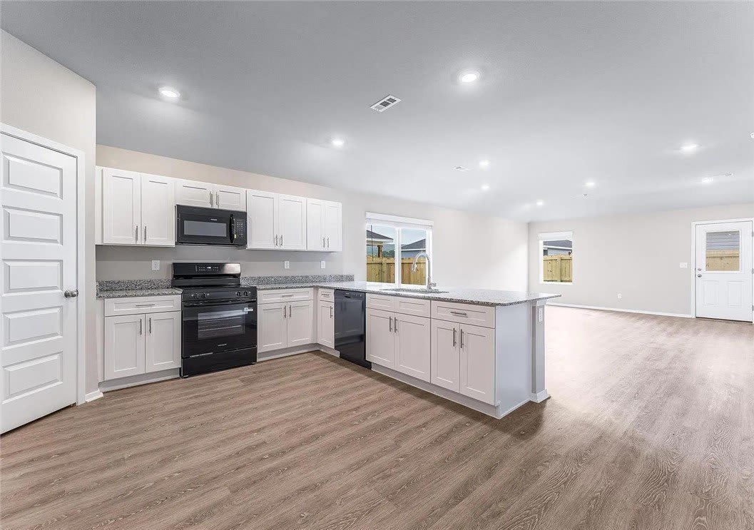 2527 E Meramec Street – photo 4