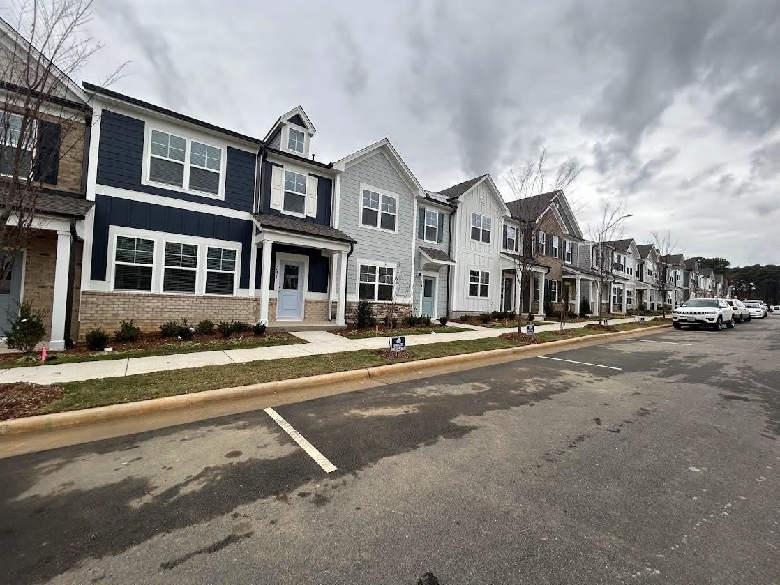 241 Ribbon Rail Street – photo 2