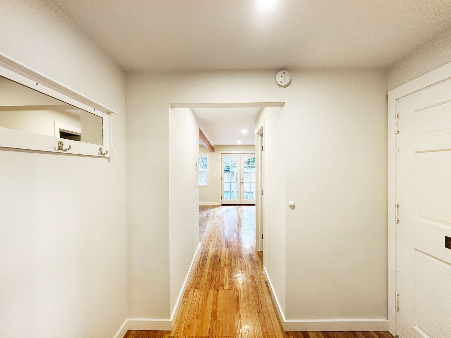 1Bd/1Ba Seattle Duplex – photo 3