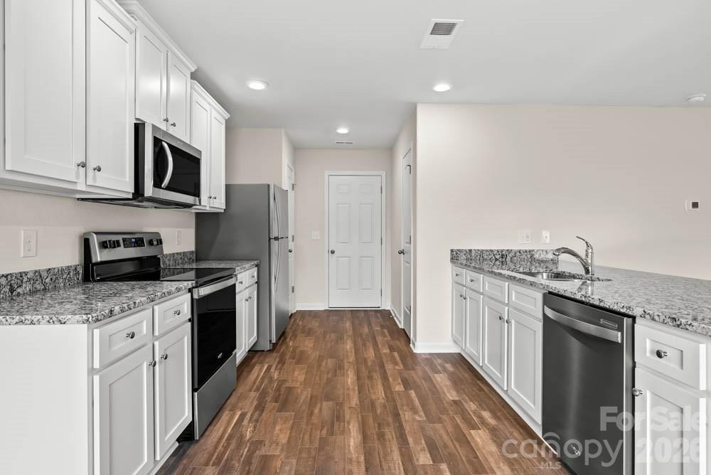 1305 Nia Road – photo 2