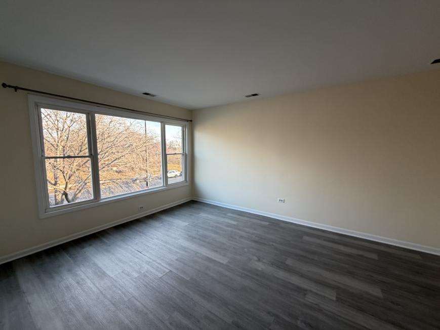 6323 West Fullerton – photo 2