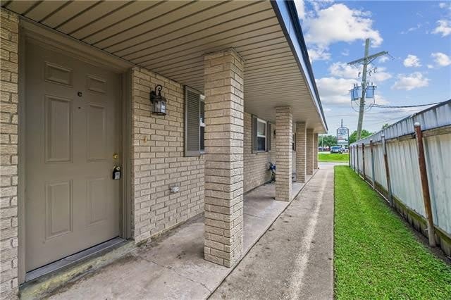 2602 CHALONA Street – photo 3