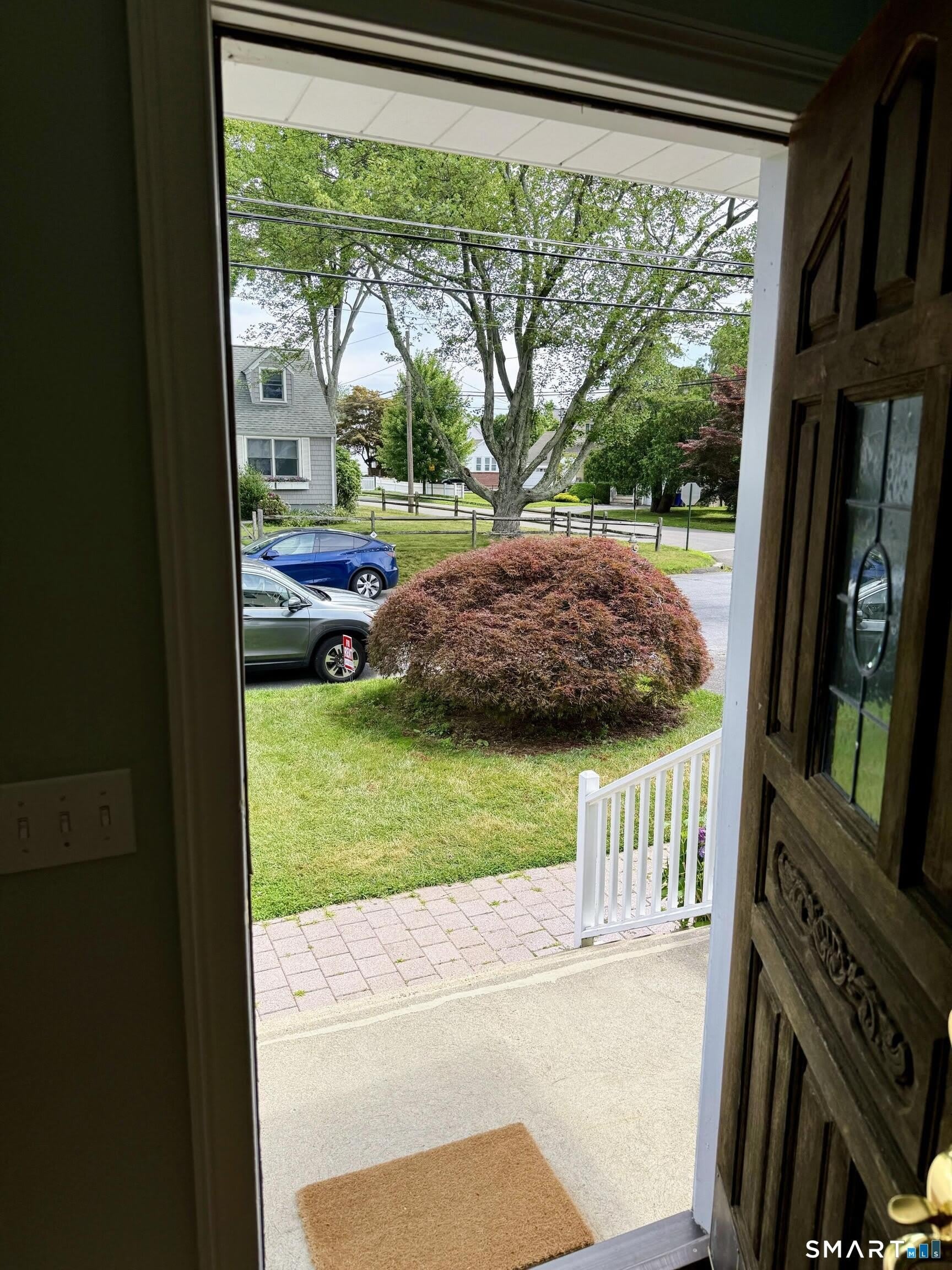 211 Hunyadi Avenue – photo 2