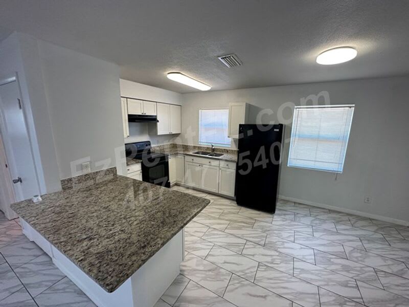 1010 Vigo Ave – photo 3