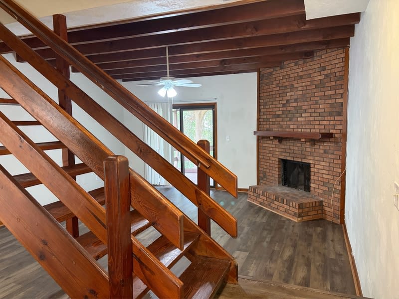 3740 Donovan Drive Apt B 1 – photo 2