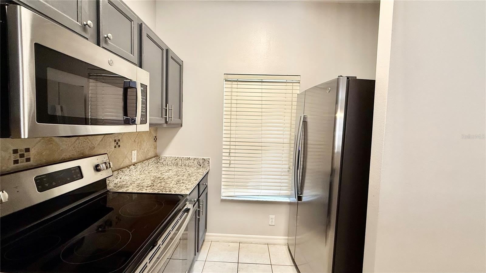 8517 BAY LILLY Loop – photo 3
