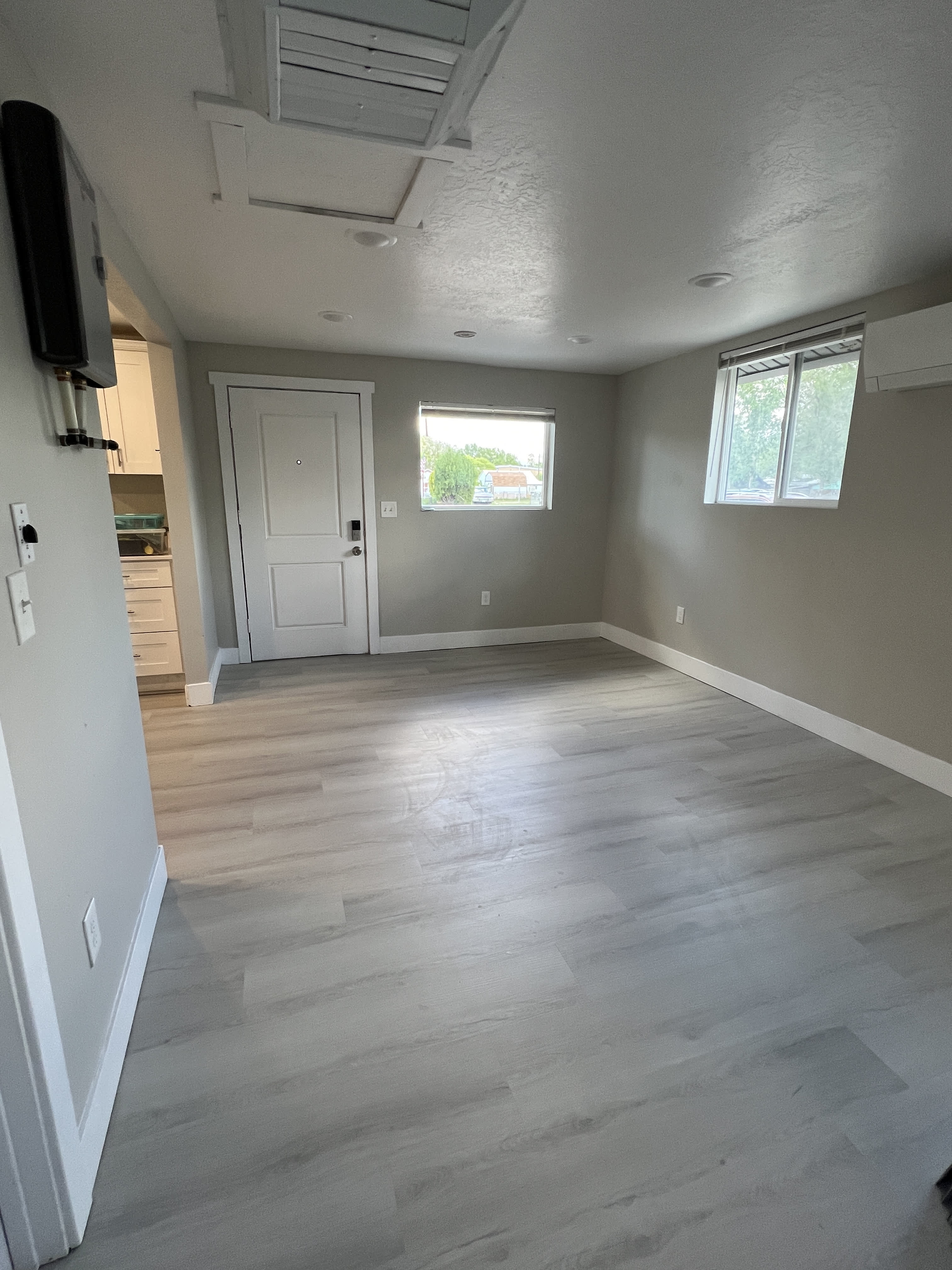 1535 South Russett Avenue – photo 5