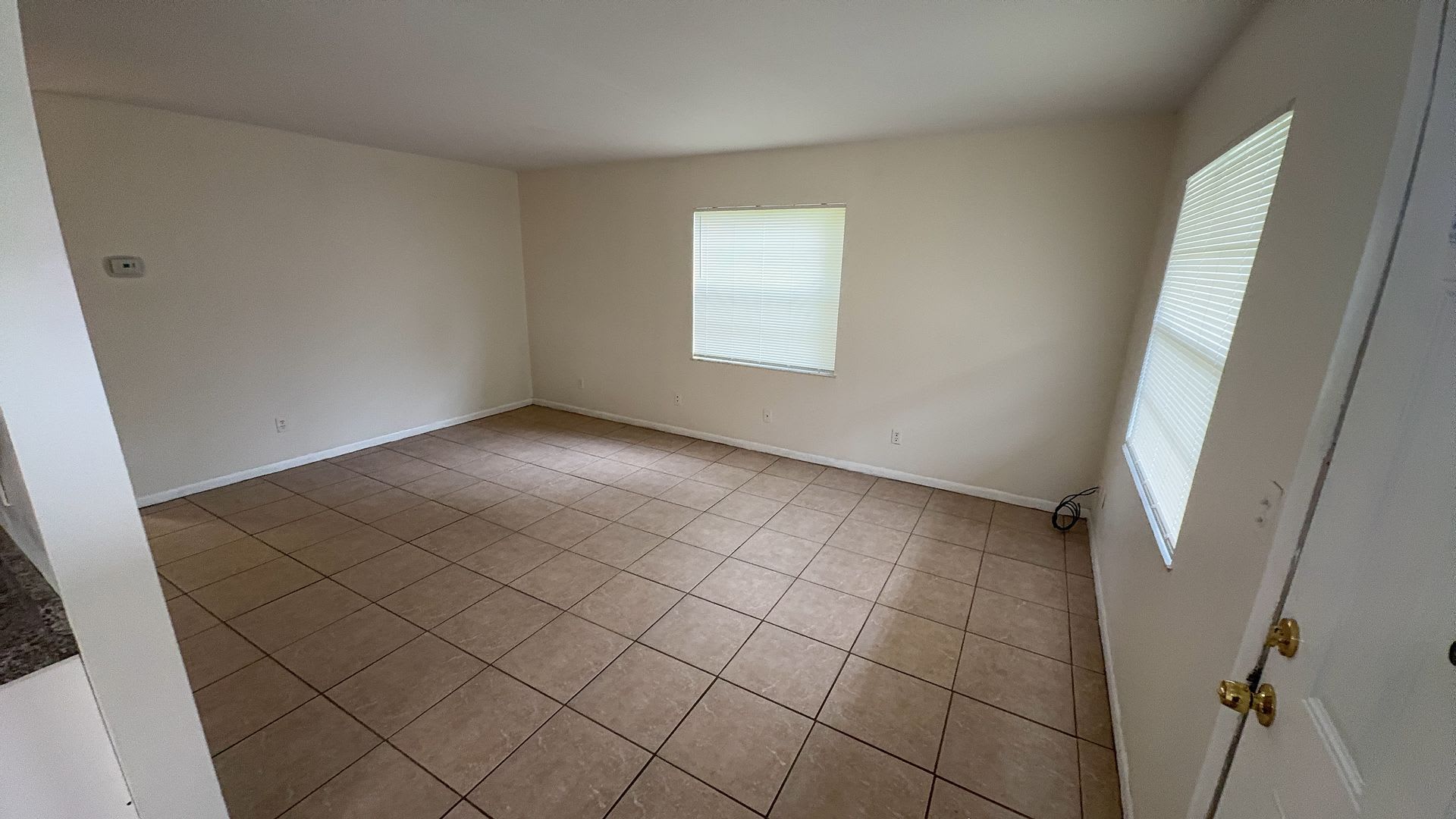 Newly Remodeled 2-Bedroom Duplex with Huge Fenced Backyard – Zephyrhills – photo 3