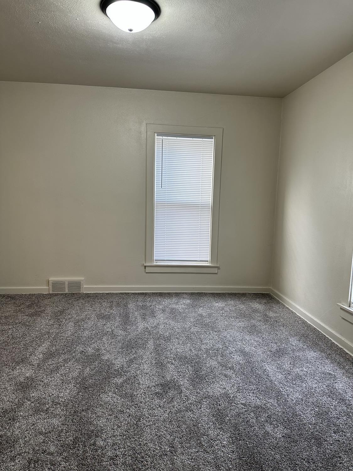 206 East Hammond Street – photo 2
