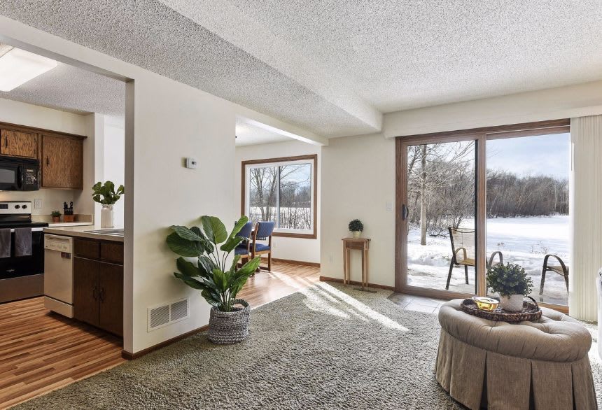 1620 Cope Ave E – photo 3