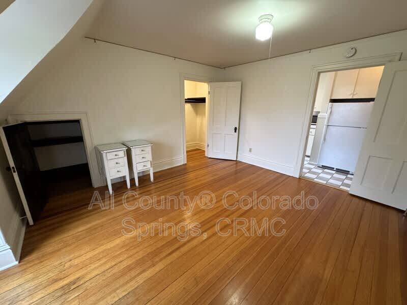 1238 Wood Avenue – photo 4