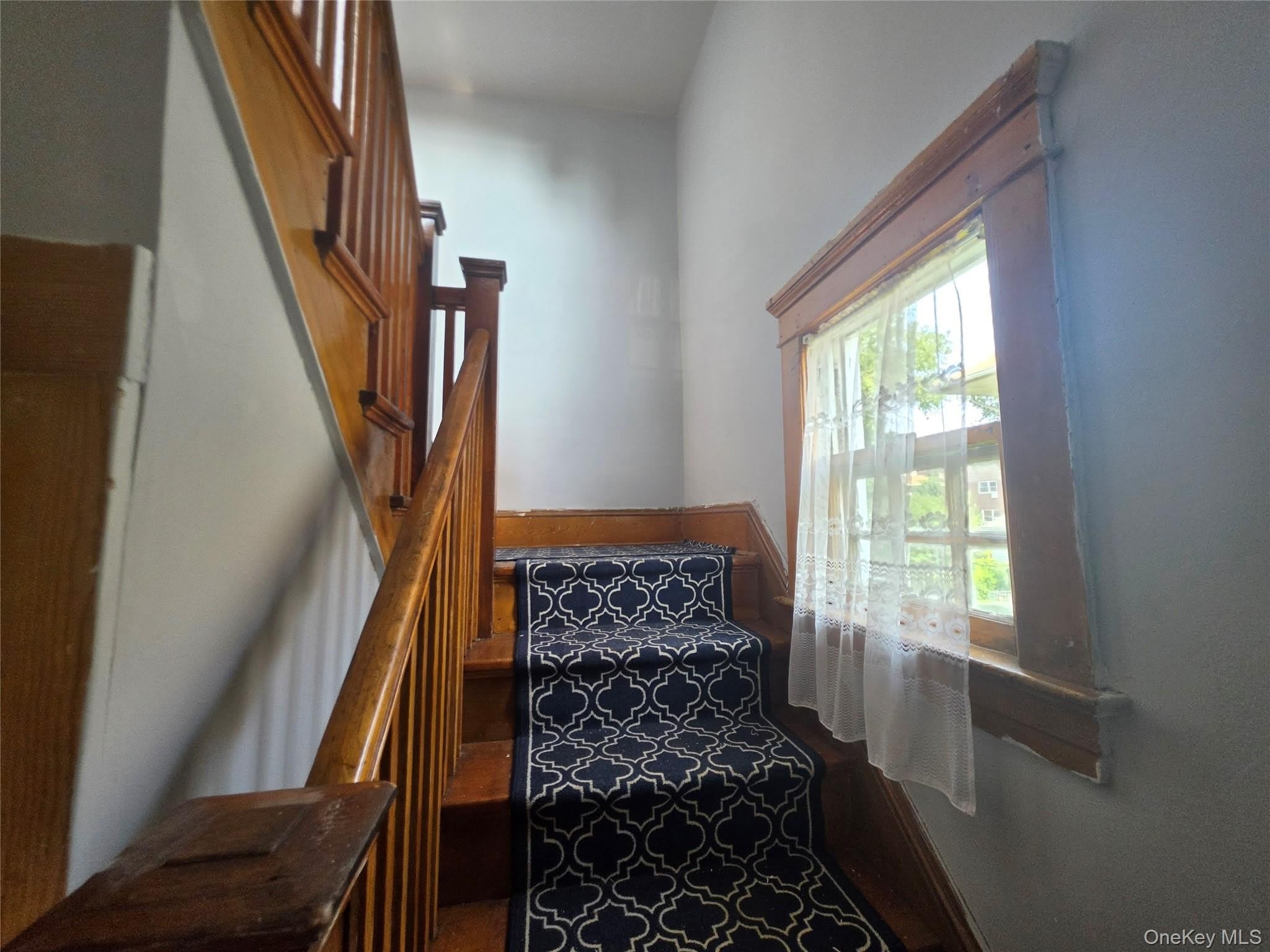 81 Waring Place – photo 2