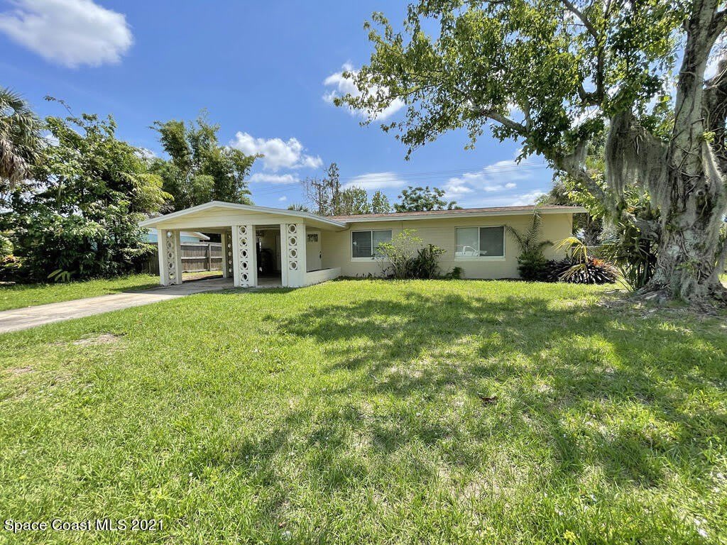304 3rd Street – photo 1