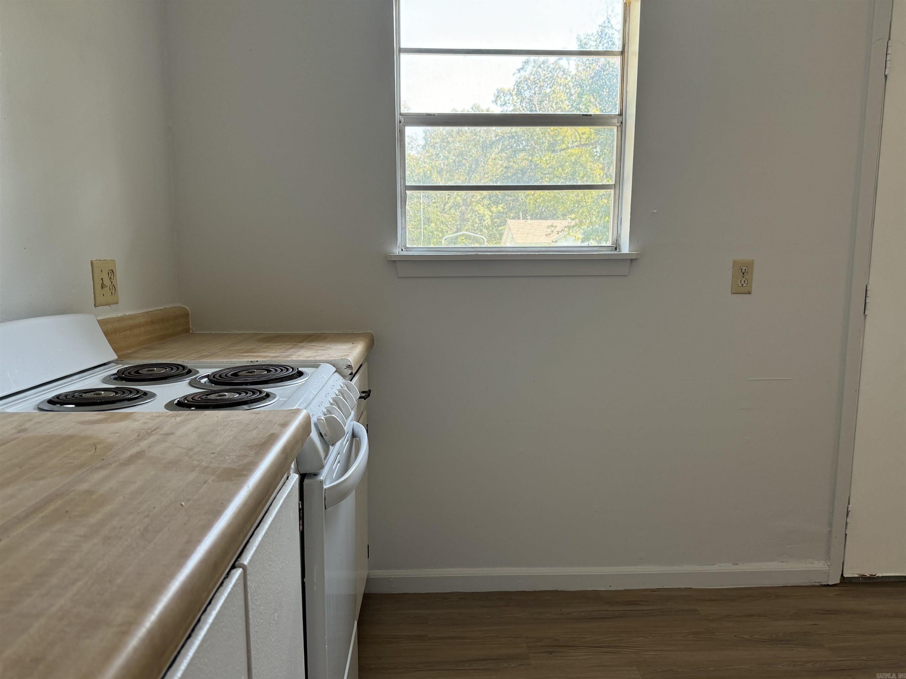 1600 N Lane Street – photo 4